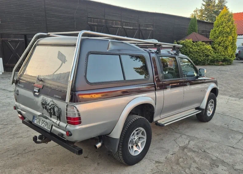 Mitsubishi L200 2004 - 2