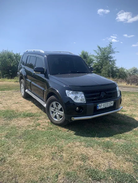 Mitsubishi Pajero 2008 - 1