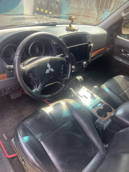 Mitsubishi Pajero 2008 - 6