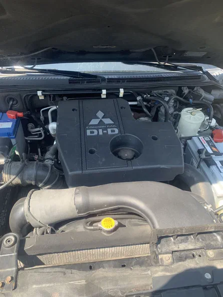 Mitsubishi Pajero 2008 - 7