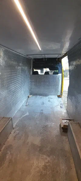 Volkswagen Crafter 2012 - 1