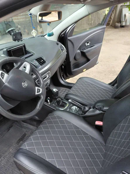 Renault Megane 2012 - 16