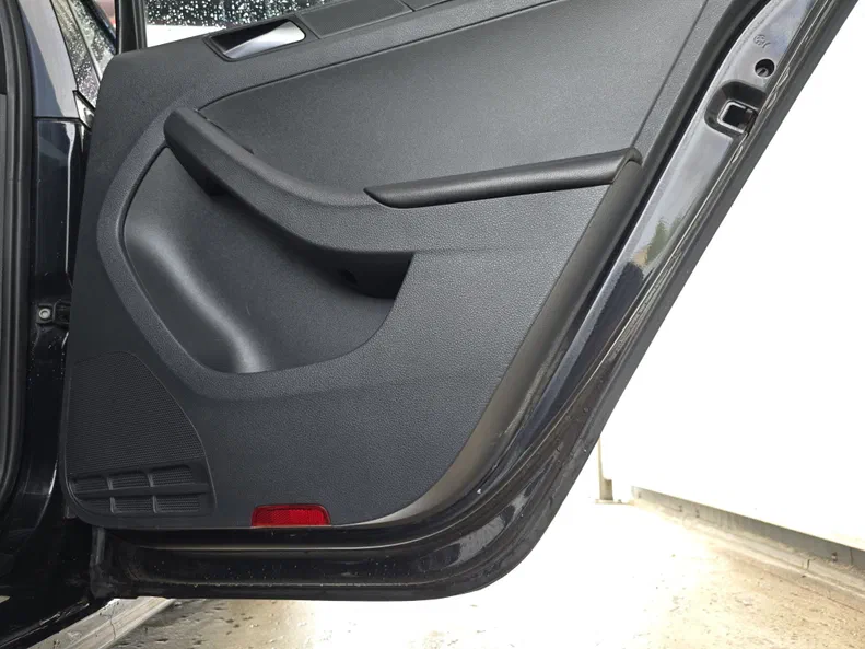Volkswagen Jetta 2012 - 4