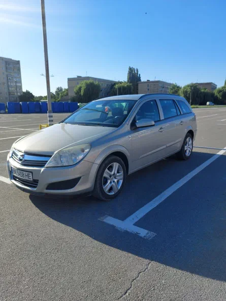 Opel Astra 2009 - 0