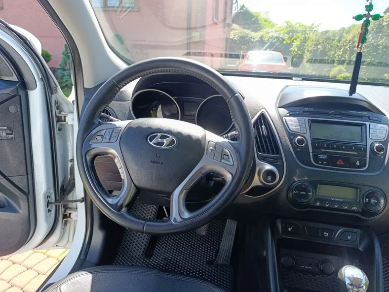 Hyundai ix35 2011 - 17