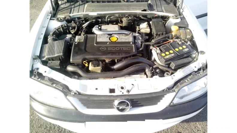 Opel Vectra 1998 - 12