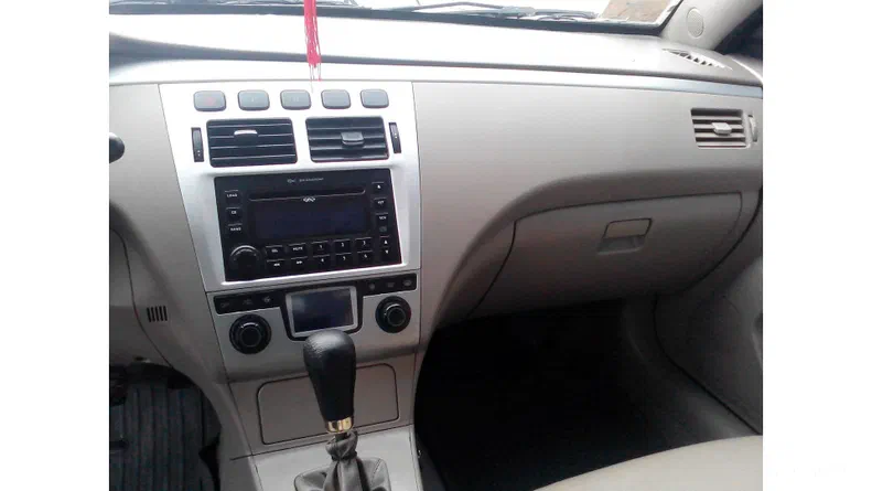 Chery E5 2007 - 5