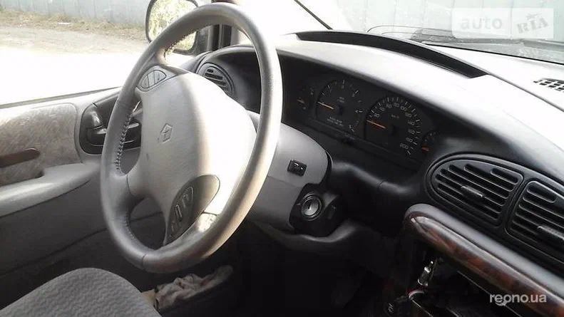 Chrysler Voyager 2000