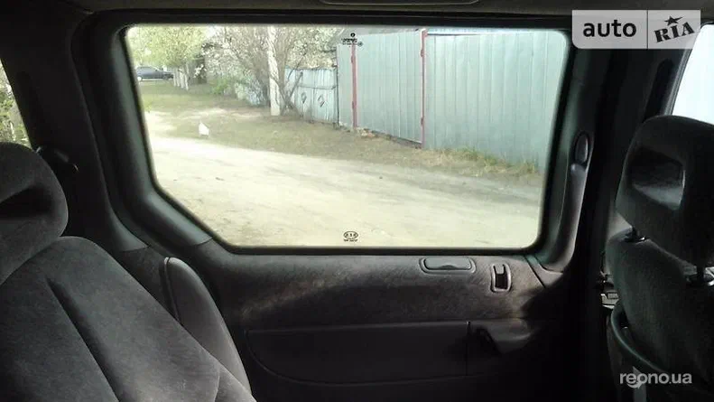 Chrysler Voyager 2000 - 9