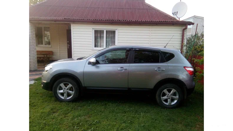 Nissan Qashqai 2011 - 13