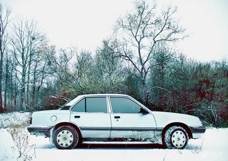 Opel Ascona 1986