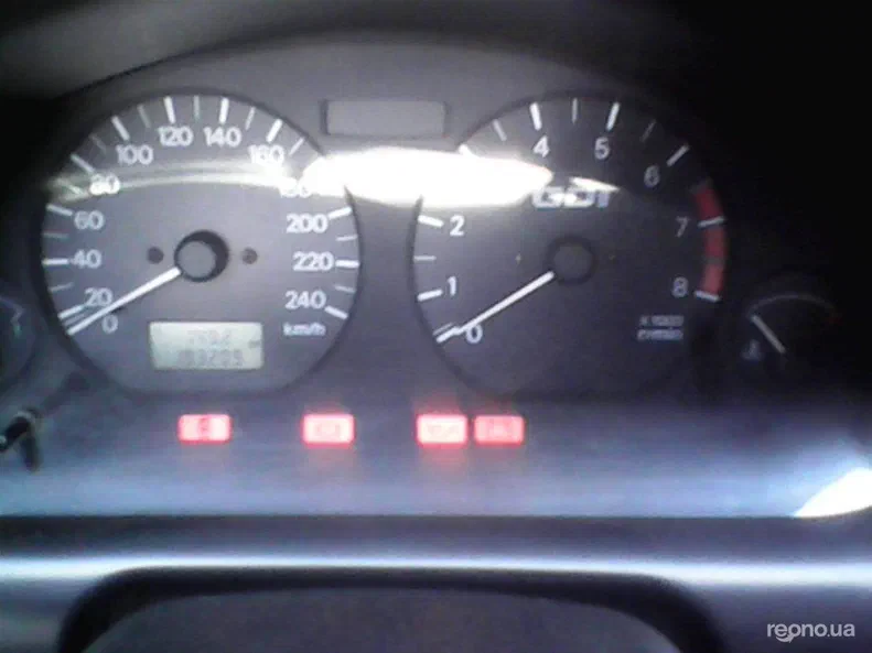 Mitsubishi Carisma 2001 - 7