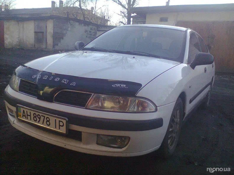 Mitsubishi Carisma 2001