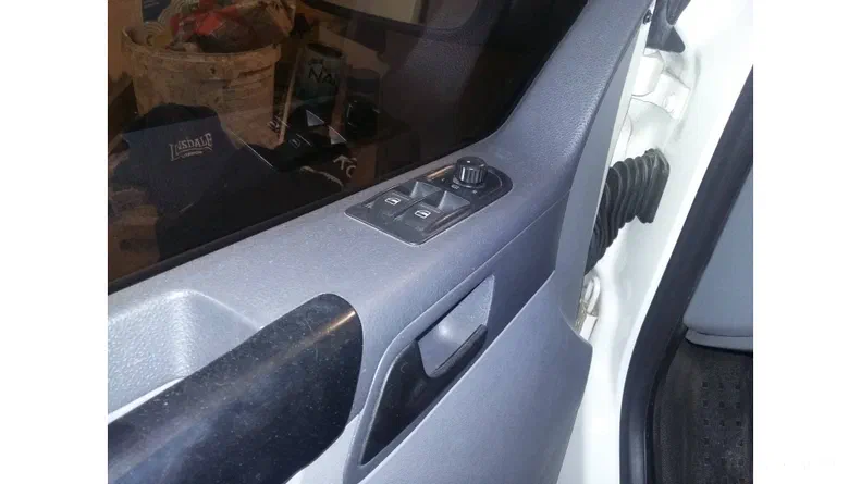 Volkswagen Transporter 2005 - 12