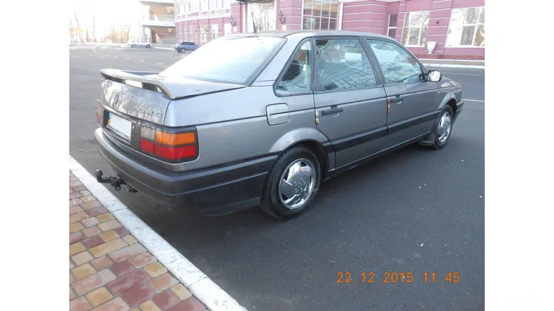 Volkswagen Passat 1991 - 11