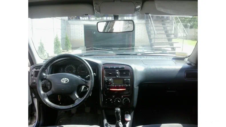 Toyota Avensis 2001 - 20
