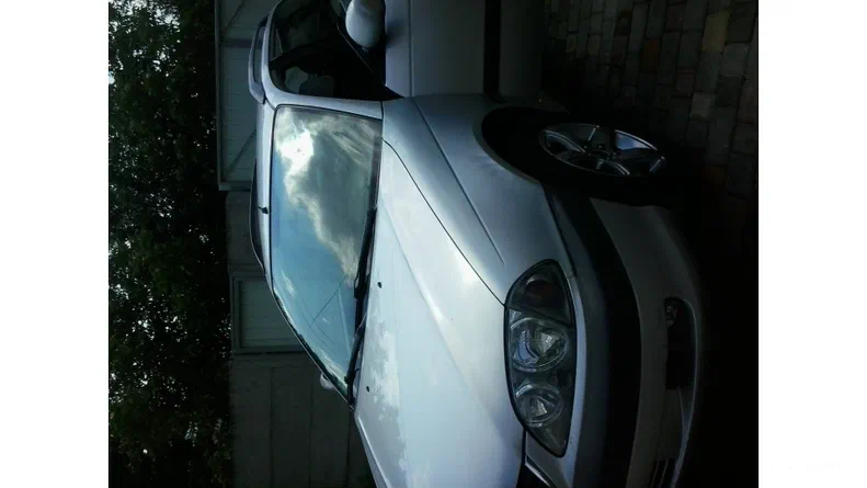 Toyota Avensis 2001 - 8