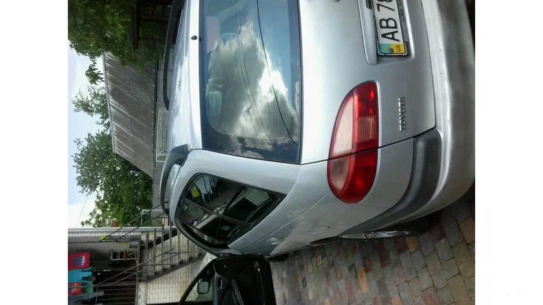 Toyota Avensis 2001 - 6