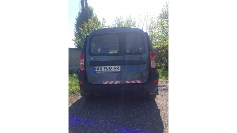 Renault Logan 2008 - 12