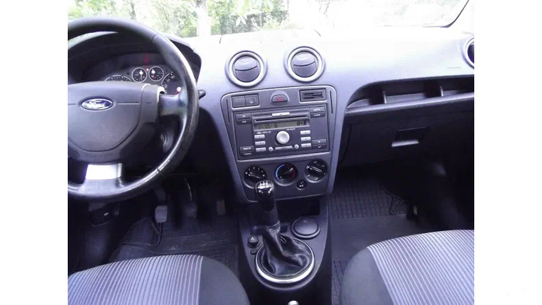 Ford Fusion 2011 - 6