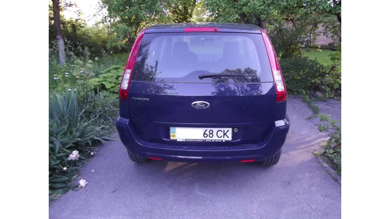 Ford Fusion 2011 - 8