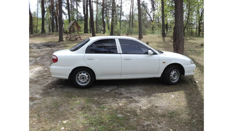 Kia Sephia 2001 - 16
