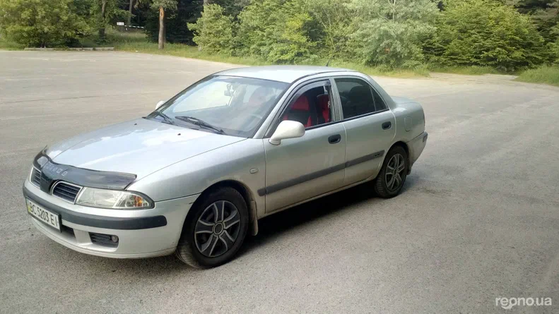 Mitsubishi Carisma 2002