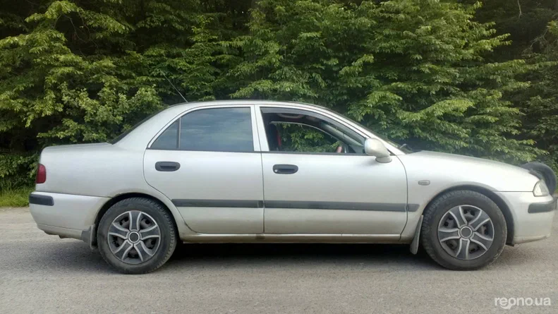 Mitsubishi Carisma 2002 - 7