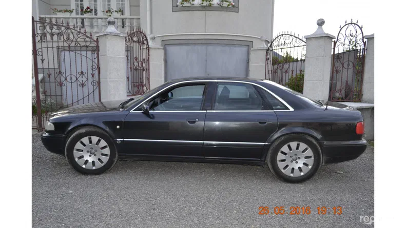 Audi A8 1997