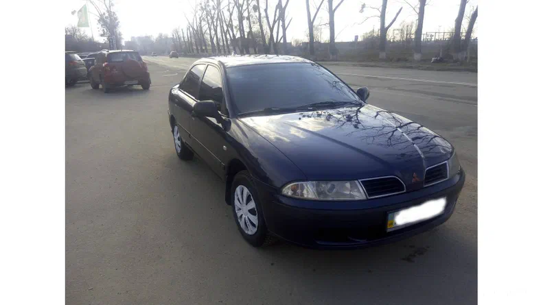 Mitsubishi Carisma 2000