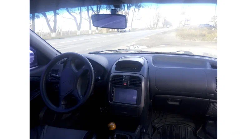 Mitsubishi Carisma 2000