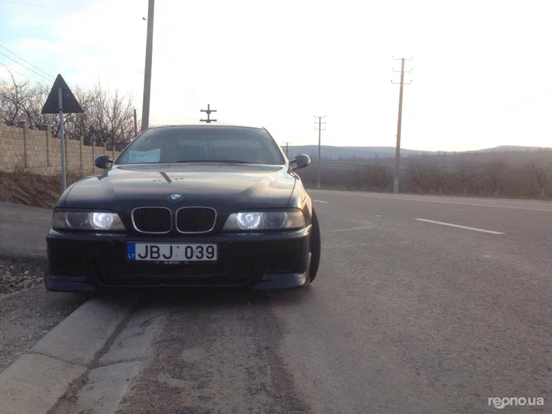 BMW 5 серія 1999 - 8