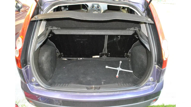 Ford Fiesta 2006 - 6