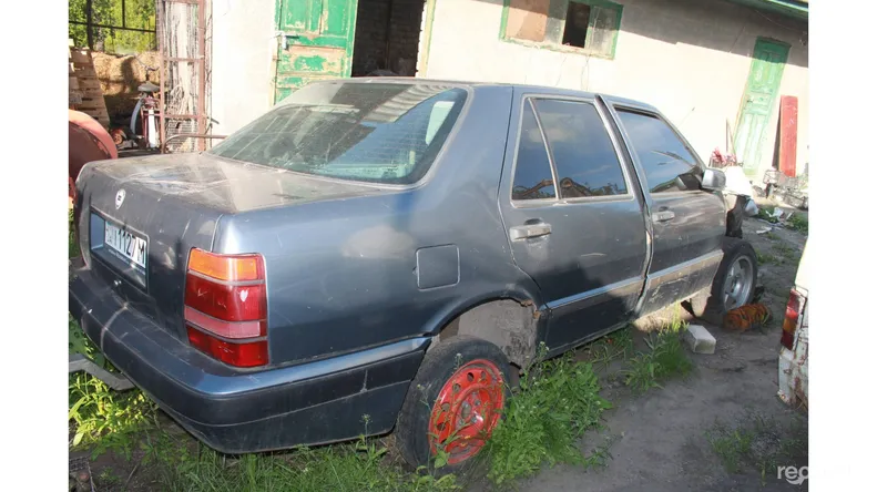 Lancia Thema 1991 - 3
