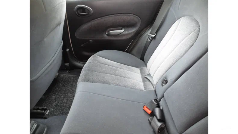 Ford Escort 2000 - 12