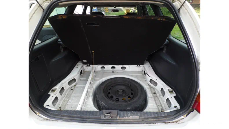 Ford Escort 2000 - 6