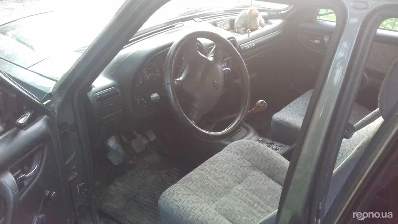 ГАЗ 3110 «Волга» 2003 - 6