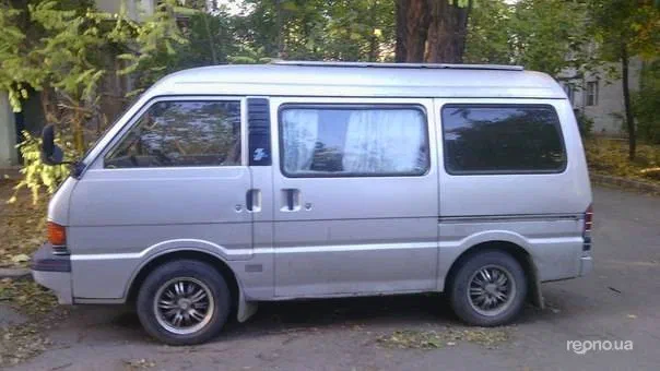 Mazda Bongo 1985