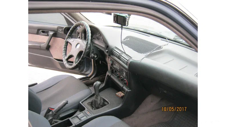 BMW 5 серія 1992 - 10