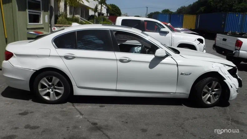 BMW 5 серии 2016