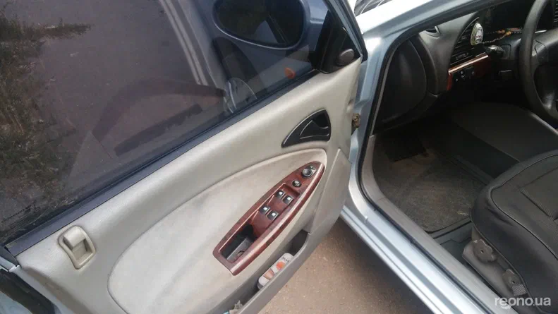 Daewoo Nubira 2003 - 6