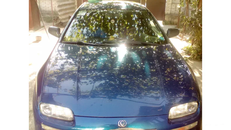Mazda 323 1997