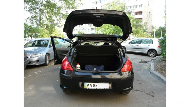 Peugeot 308 2008 - 10