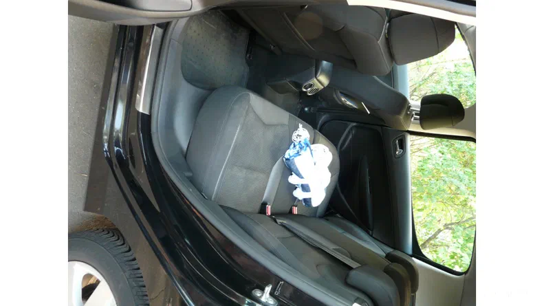 Peugeot 308 2008 - 6