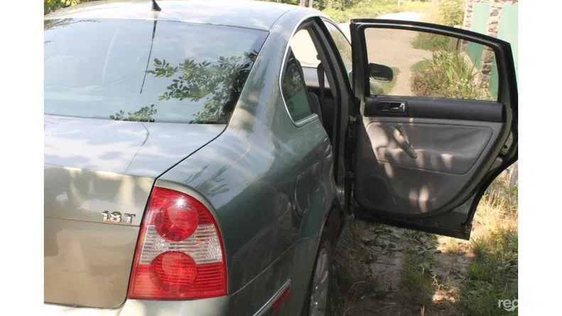Volkswagen Passat 2002 - 5