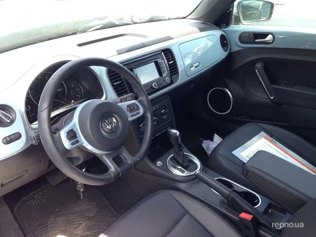 Volkswagen Beetle 2014