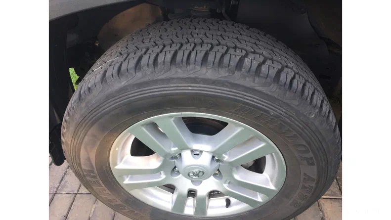 Toyota Land Cruiser 2010 - 6