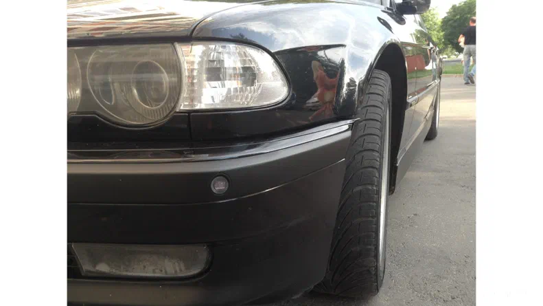 BMW 7 серія 2000 - 10