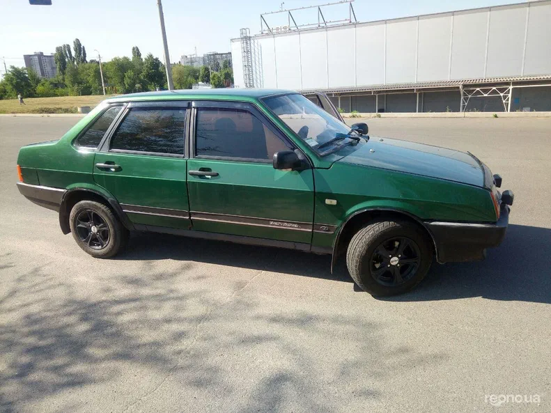 Lada (ВАЗ) 21099 2000