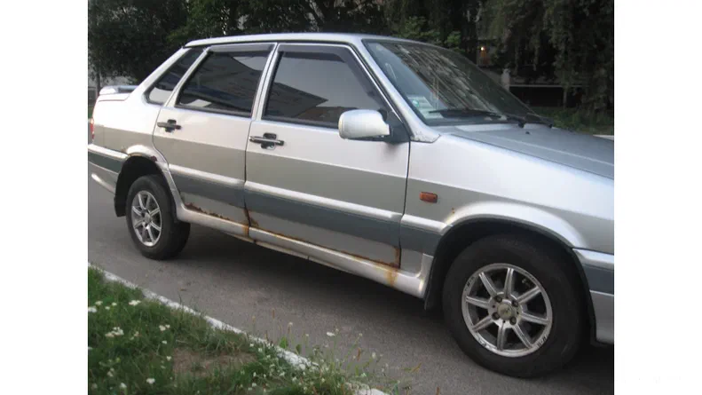 Lada (ВАЗ) 2111 2006 - 13